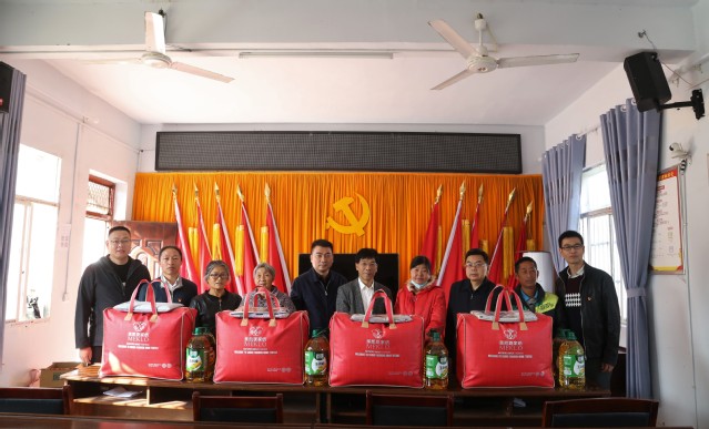 http://xc.hfut.edu.cn/_upload/article/images/e6/9b/54f7f39b4e4eb6fa70c2e0bf9eb1/f18fbced-5506-4e7d-bdd0-4e104d660a8c.jpg